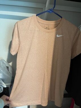 Nike Men’s Heather Peach Short Sleeve Tee with White Swoosh
